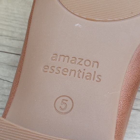 Amazon Essentials Womens Pointed Toe Flat Ballet Shoes Size 5 - Picture 11 of 13